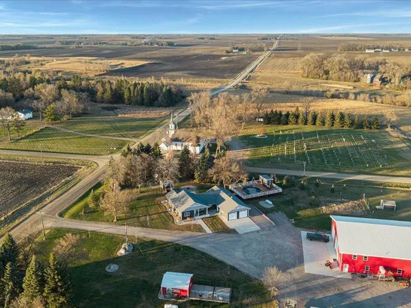 4010 40th Ave SW, Montevideo, MN 56265
