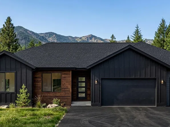 7506 E Refuge View Dr, Palmer, AK 99645