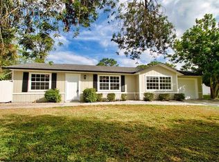 1021 Blossom Dr, Sebastian, FL 32958