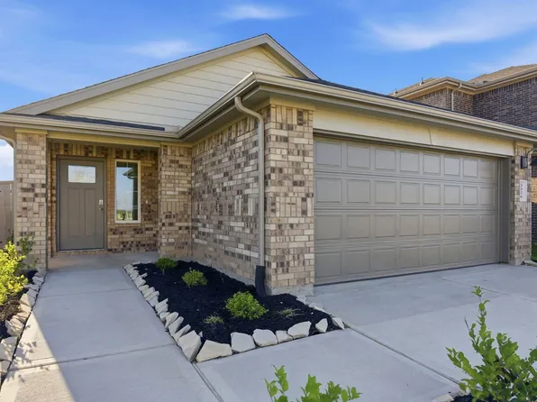 3518 Longhorn Valley St, Alvin, TX 77511