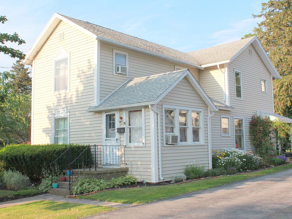 1st image of 15 Marshall Ave