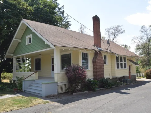 344 S 3rd St, Athena, OR 97813