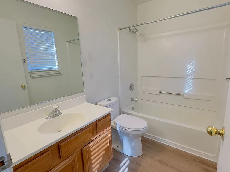 130 Curry Dr — Photo 19