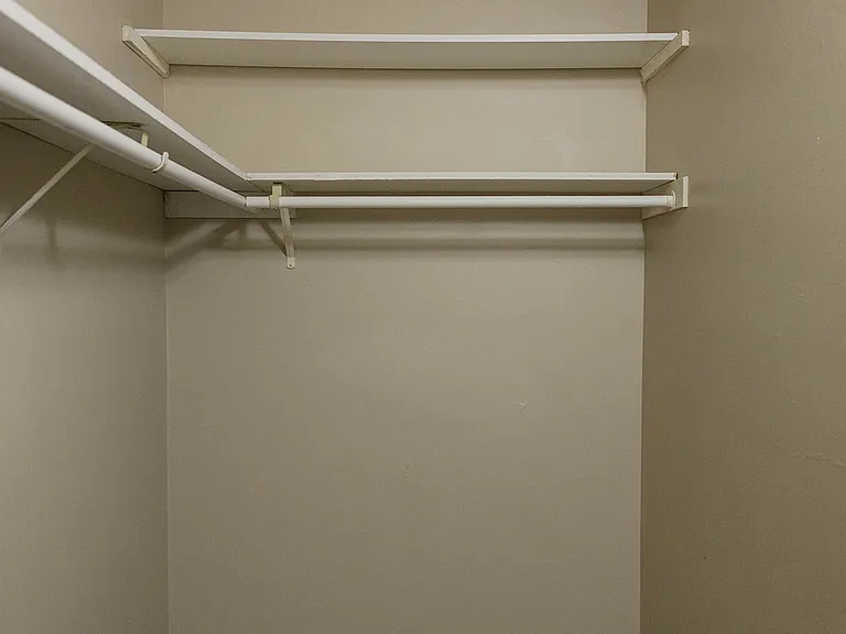 Court Place Townhomes — Photo 17