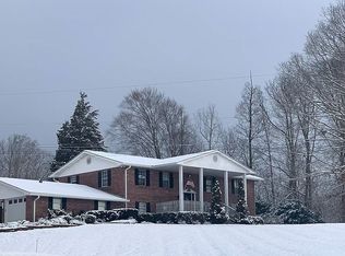 112 Smith Rd, Clinton, TN 37716