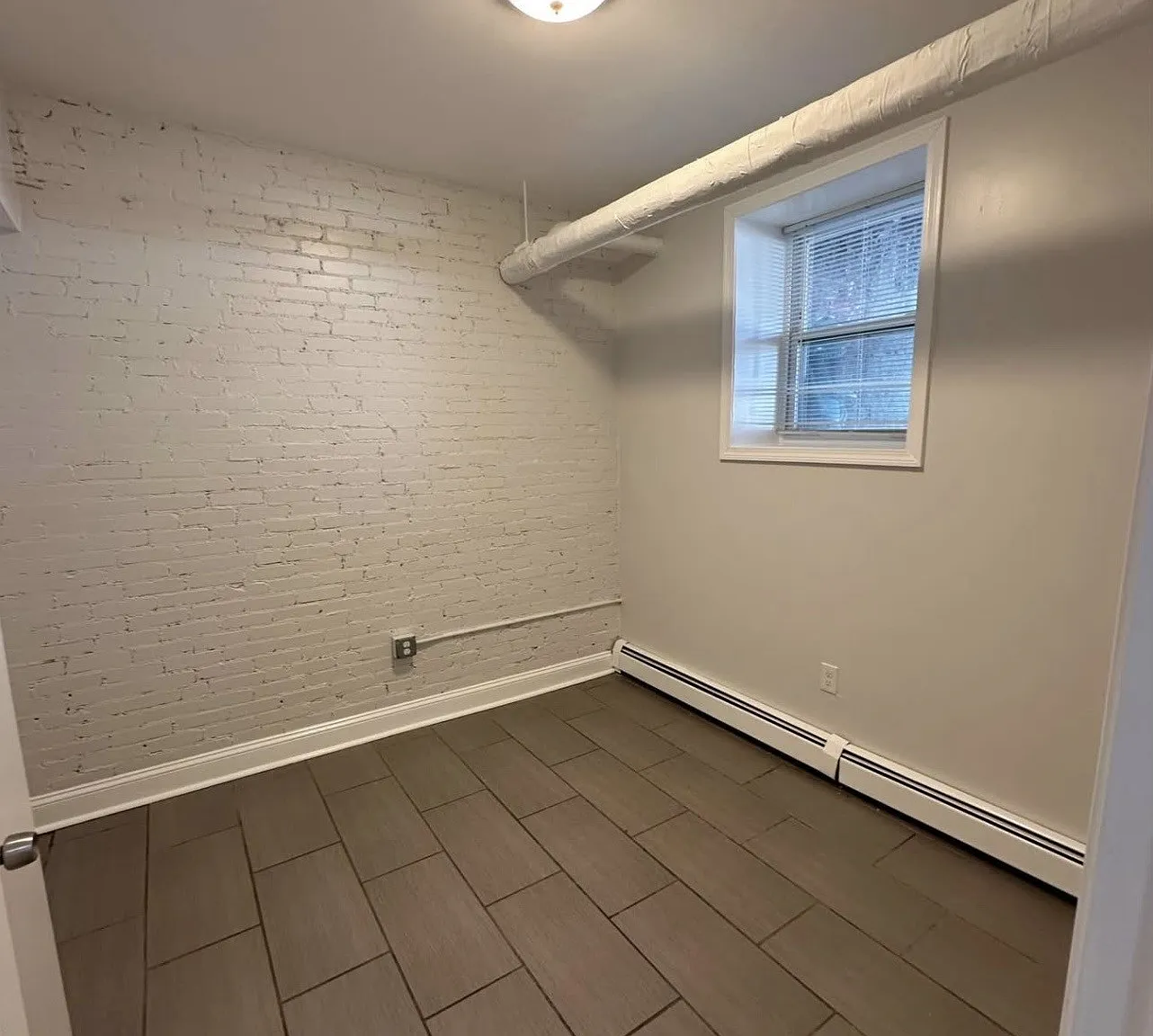 2 webster — Photo 2
