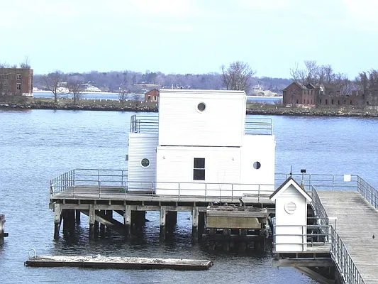 Sold by Century 21 Marciano | media 30