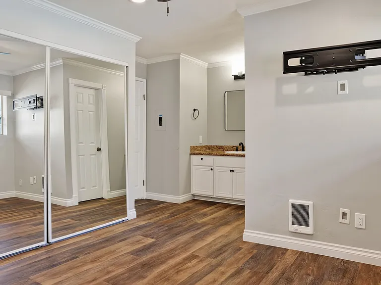 7988 Mission Center Ct #1-C — Photo 15