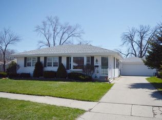 5709 52nd Ave, Kenosha, WI 53144