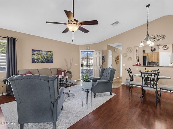 4th image of 13231 N Classic Overlook Ct