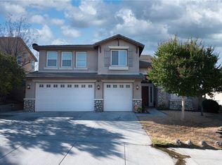27927 Blackhawk Ct, Sun City, CA 92585
