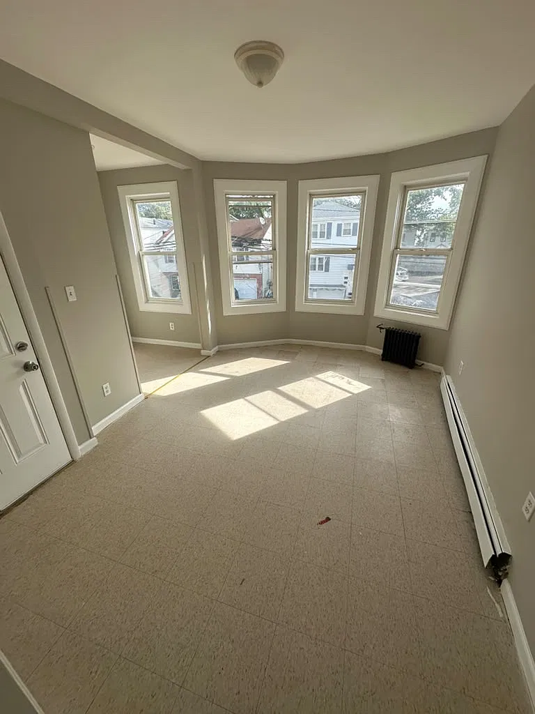 2 bed, $1,650 — Photo 1