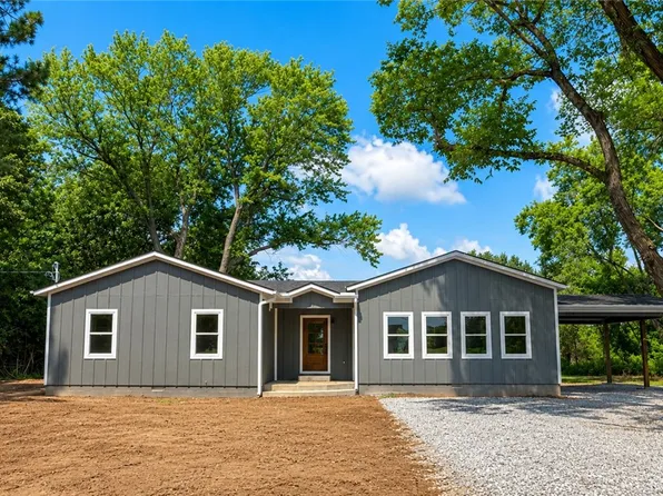 1523 S Roberts Rd, Fayetteville, AR 72701