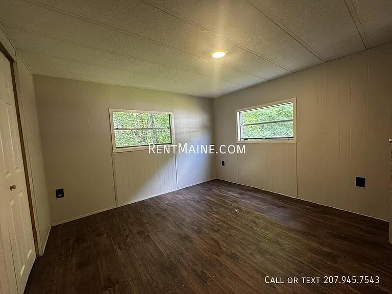 670 Benton Ave #16 — Photo 8