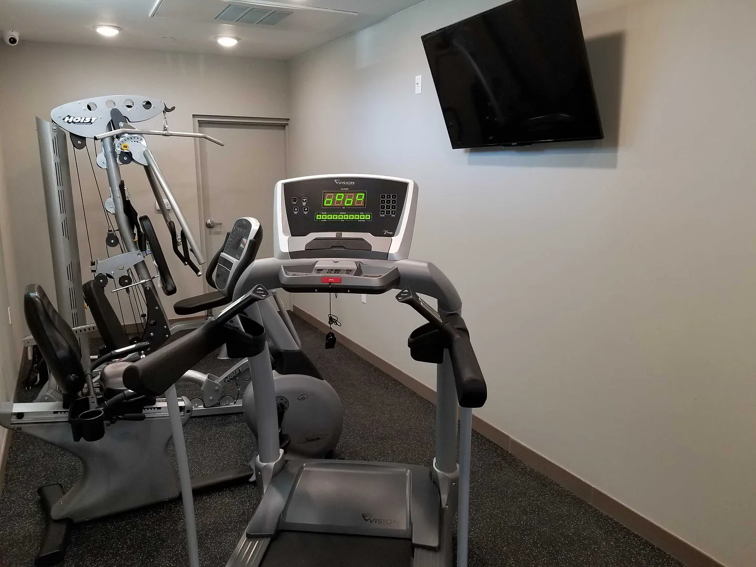 2 bed, $3,120 — Photo 3