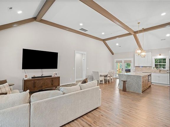 2nd image of 465 Bremen Garden Dr