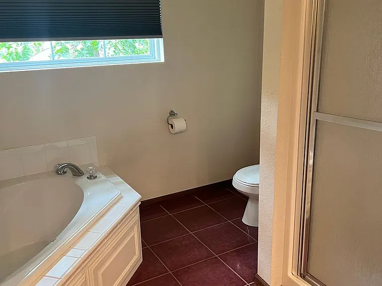 20266 Hyatt Ln — Photo 10