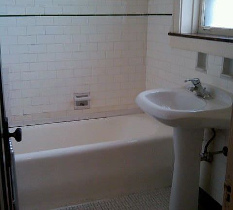 5th image of 2850 W Cullom Ave #1