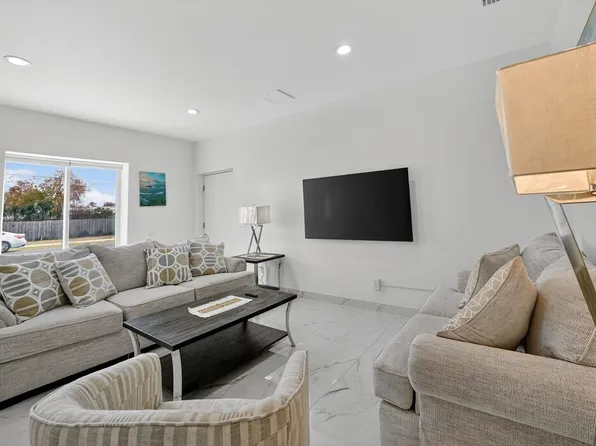 (undisclosed Address), Panama City, FL 32405