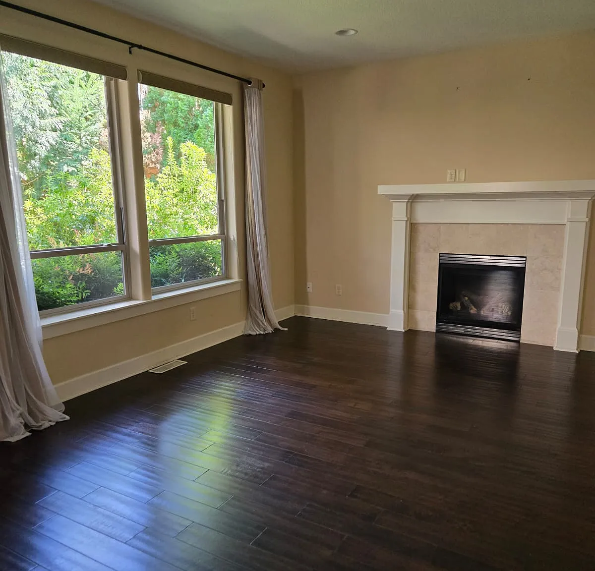 4 bed, 2008 sqft, $3,500 — Photo 4