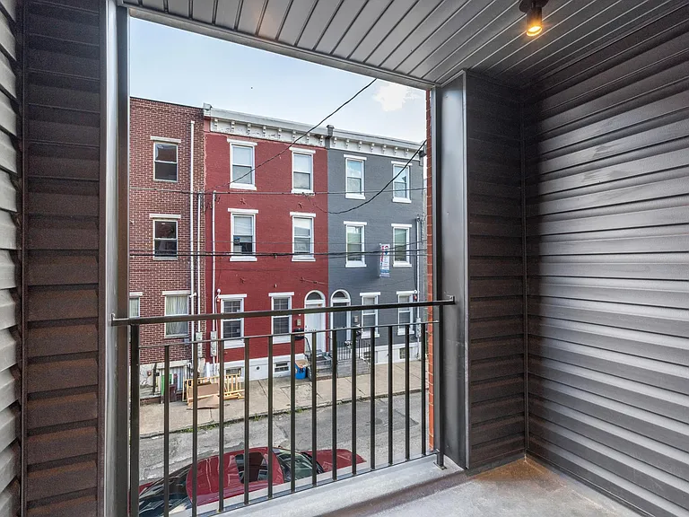 1627 Fontain St #PENTHOUSE — Photo 24