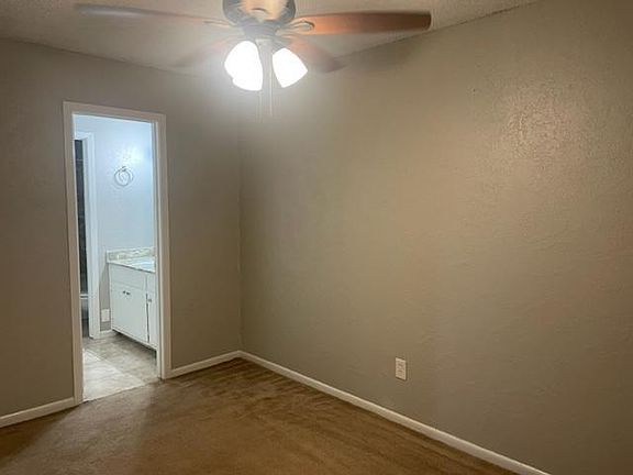5th image of 620 W Lucas Dr #13