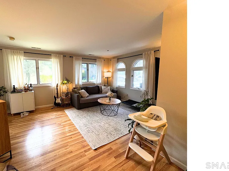 7 Seir Hill Rd #15 — Photo 3