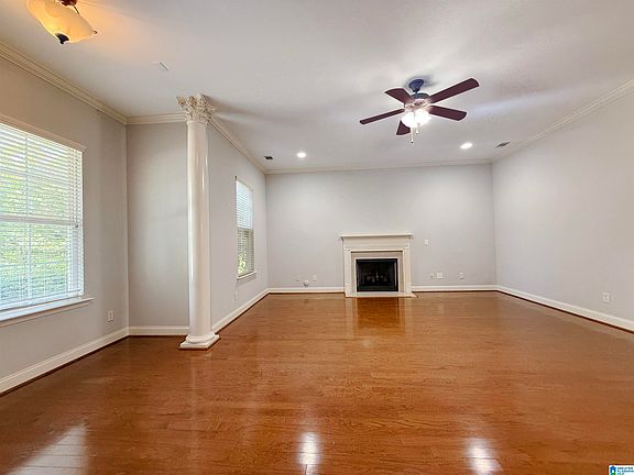 3rd image of 152 Appleford Rd