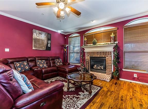 4th image of 7016 Belteau Ln
