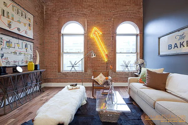 Rented by aptsandlofts.com | media 4