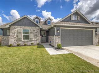 1711 E 138th St S, Glenpool, OK 74033