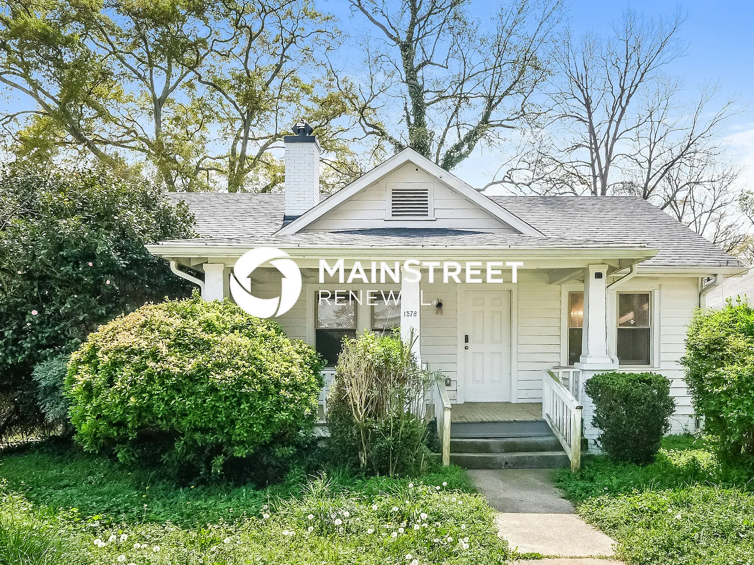 1578 Linda Way SW — Photo 1