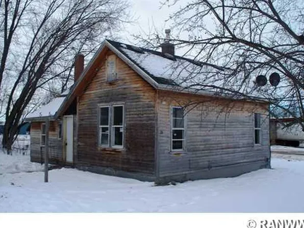 24 W Schneider St, Rice Lake, WI 54868