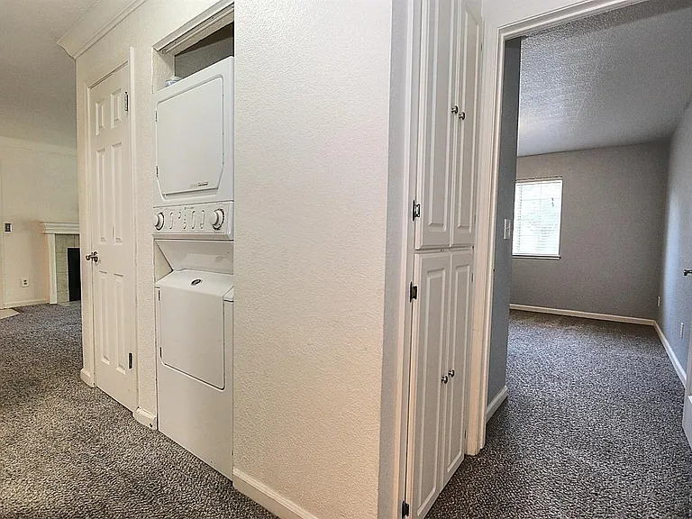 11150 Trinity River Dr — Photo 6