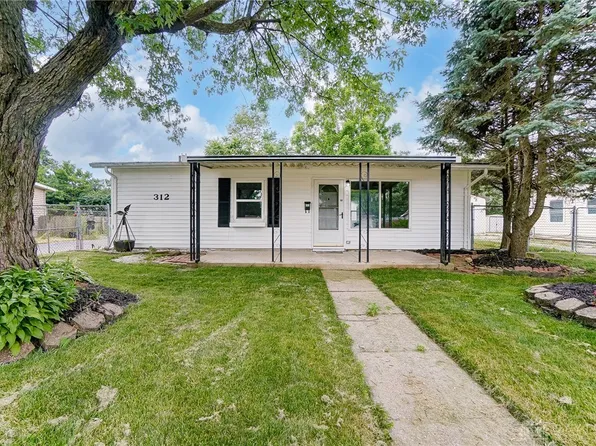 312 Galewood Dr, New Carlisle, OH 45344