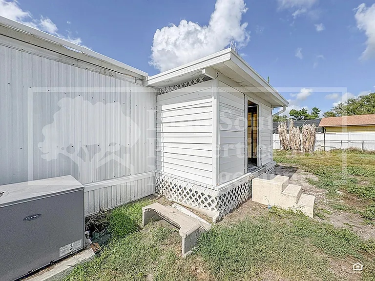 1175 Meadow Lawn St — Photo 20