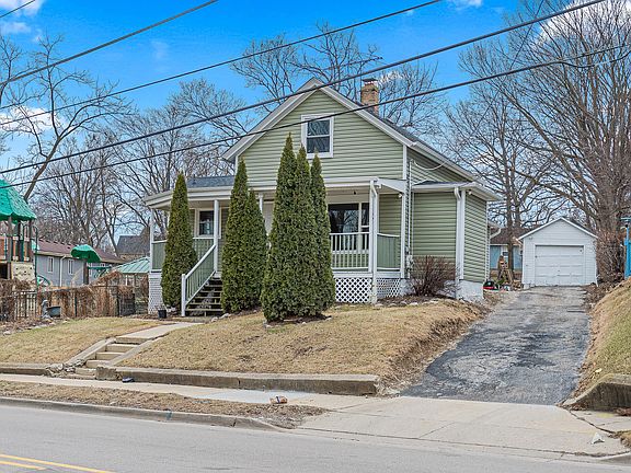 2nd image of 643 Wing St