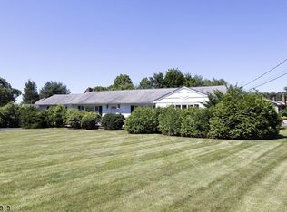 263 Whippany Rd, Whippany, NJ 07981