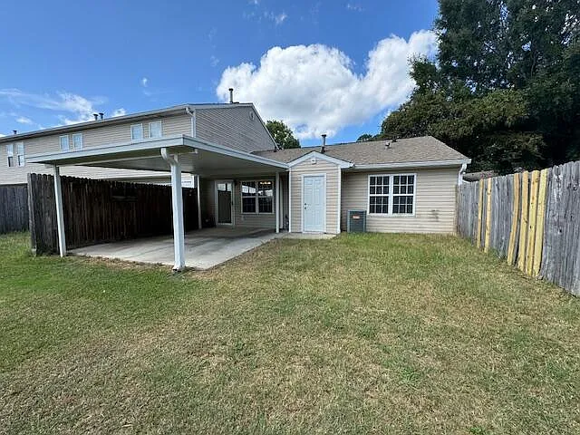 550 Date Palm Cir — Photo 22