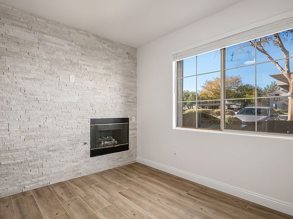 5th image of 2325 Windmill Pkwy #10-1014-1