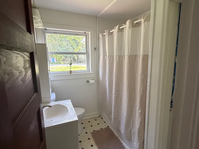 W Robinhood Dr — Photo 4