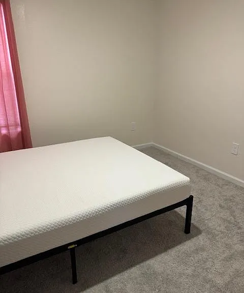 Rest of room