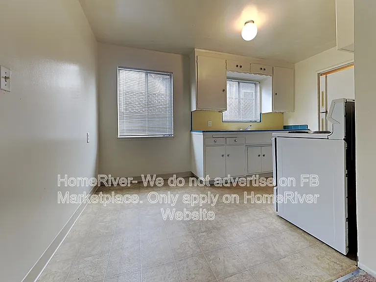 3224 X St #2 — Photo 8