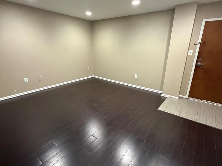 4712 Chestnut St #B — Photo 5