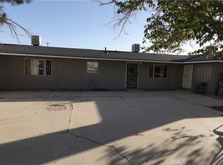 13336 Mohawk Rd, Apple Valley, CA 92308