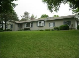 2 Carolyn Ct, Augusta, NJ 07822