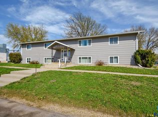 310 Jackson St., Valley Springs, SD 57068