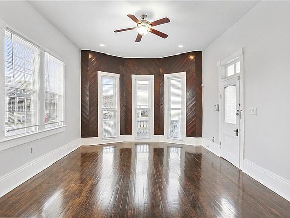 2nd image of 2936 Cleveland Ave