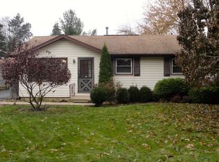 32908 N John Mogg Rd, Grayslake, IL 60030