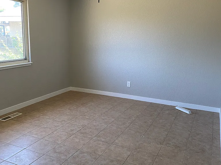 2920 Franklin Rd — Photo 11